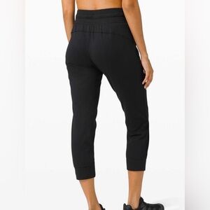 Lululemon Ready to Rule Cropped Joggers